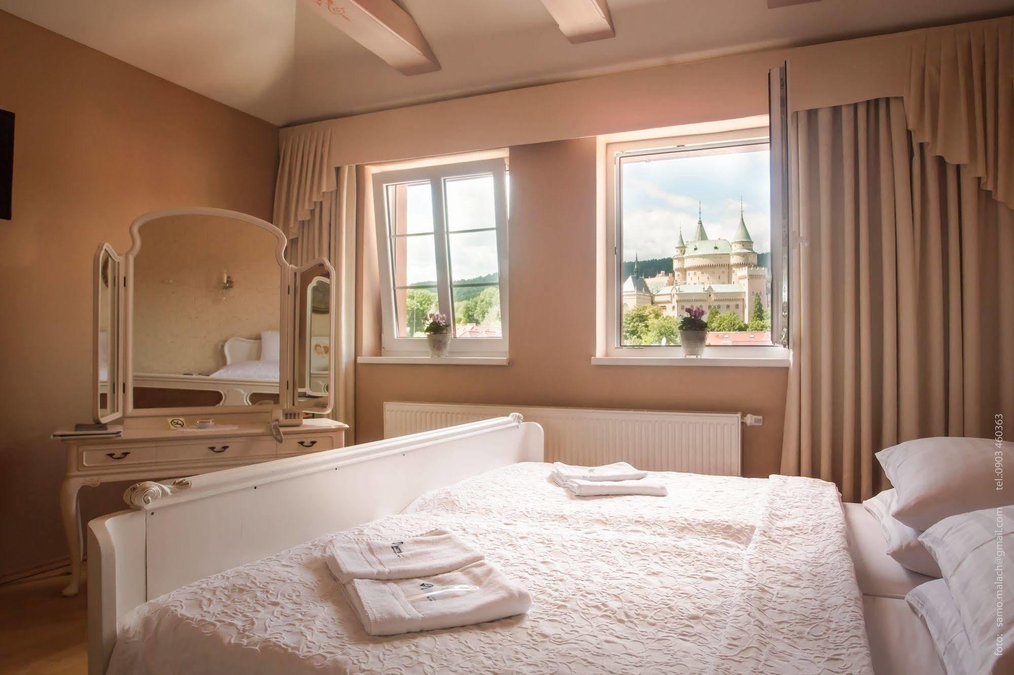 Hotel Bojnicky Vinny Dom Bojnice Eksteriør billede
